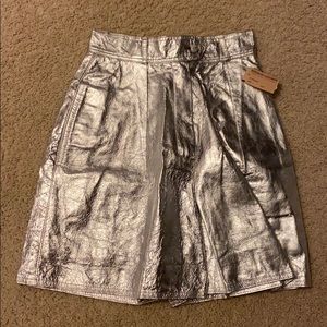 Bergdorf Goodman Silver Metallic Shorts!  NWT!!!